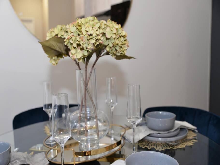 Elcaro Luxury Villas-royal Abode Apartamento Midrand